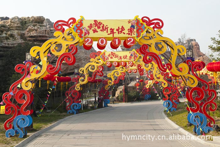 戶外拱門(mén)裝飾 點(diǎn)亮節(jié)慶與商業(yè)空間的藝術(shù)